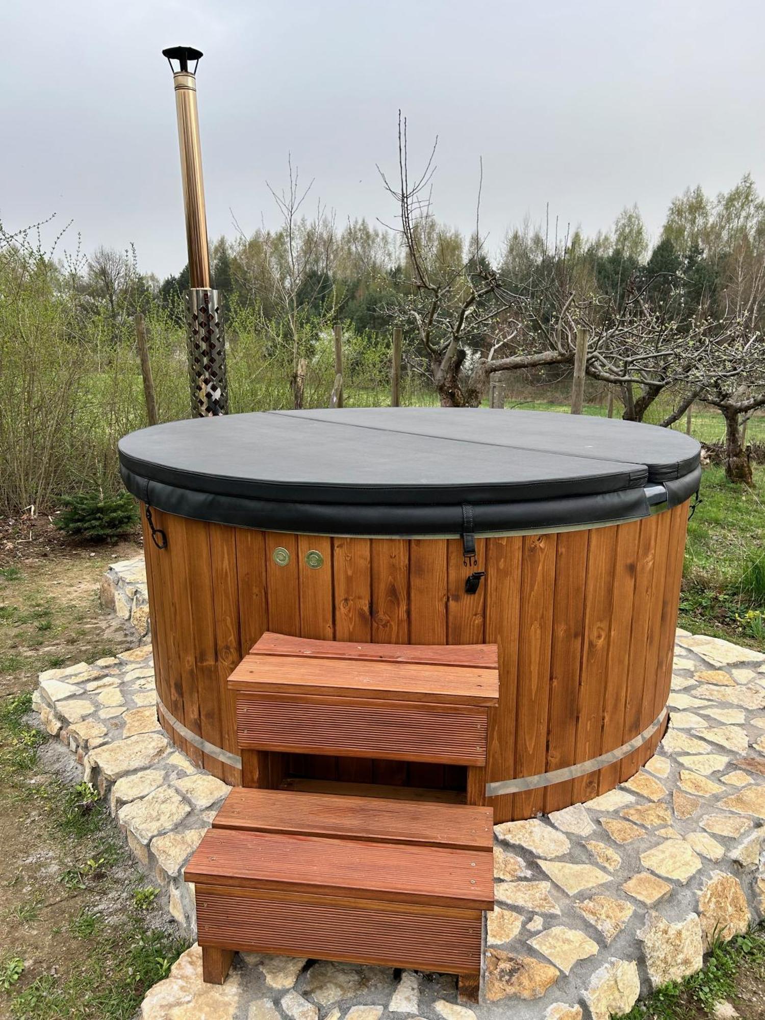 Czytelnia W Sadzie Βίλα Krzykawka Εξωτερικό φωτογραφία